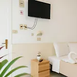 Baden Baden فندق ريميني