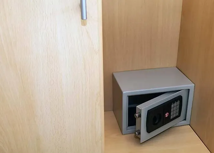 Baden Baden מלון 2*