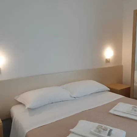 Baden Baden ホテル リミニ